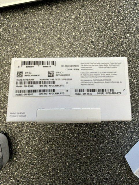 Samsung Cuffie: Samsung galaxy buds 4 – Nuovo (secondo la descrizione) da Vallamand venduto da noellebaudin75 2
