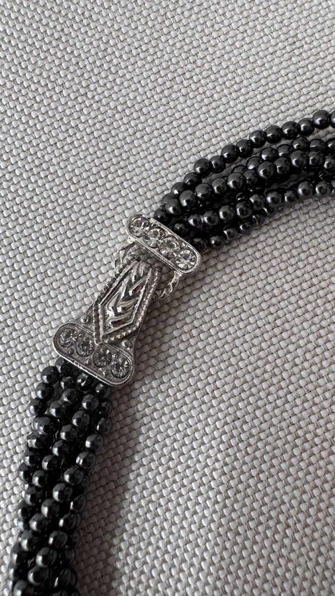 Catenine: Perlenkette mit Glitzer-Magnet Verschluss, elegant – Usato da HORGEN venduto da vladibarca10 3