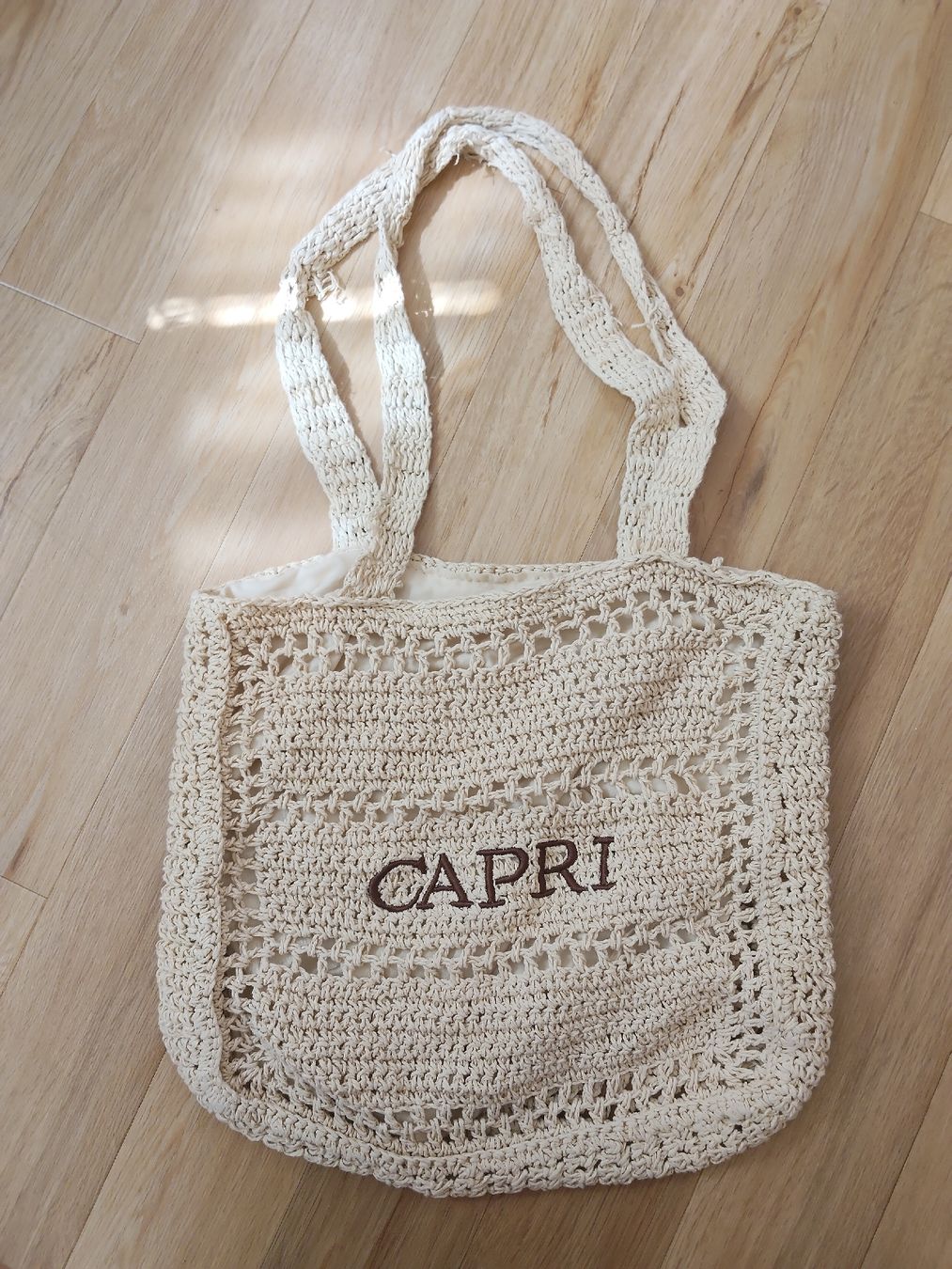 Taschen: Stofftasche Capri Bast gehäkelt beige mit Innenfutter  – Gebraucht aus Wil SG von Peachy