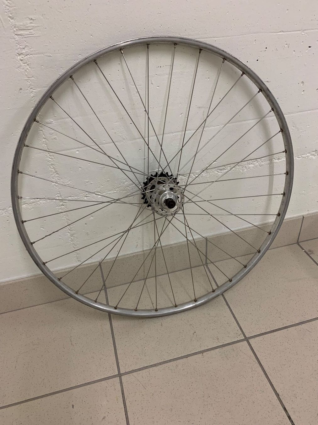 Pneumatici & Ruote complete: Roue arrière de vélo course CAMPAGNOLO RECORD. – Usato da Vessy venduto da Panpan2 1