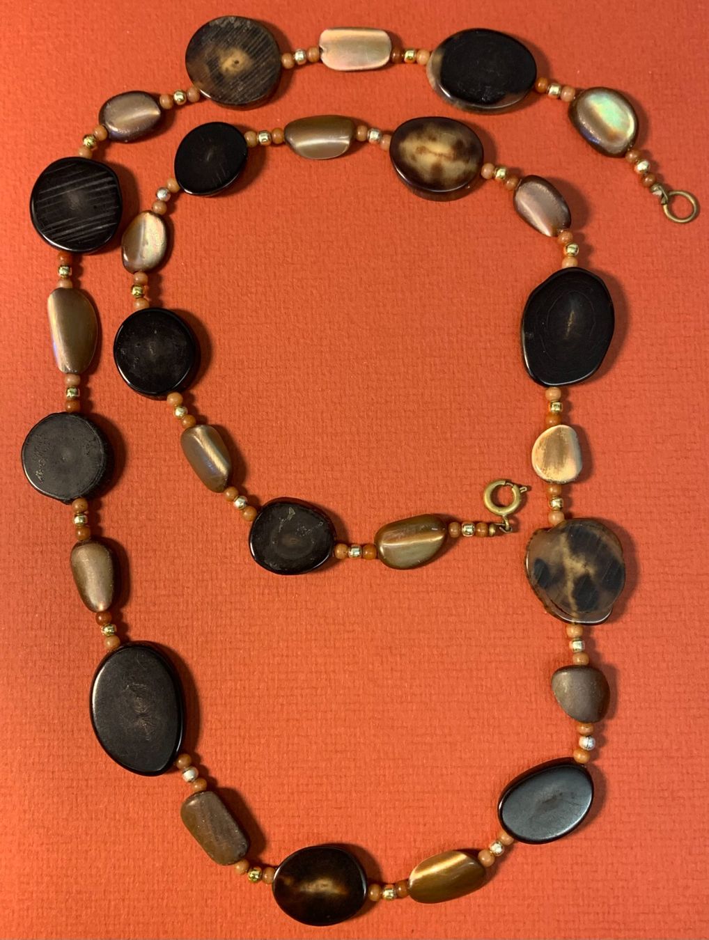 Ketten: Hübsche Halskette  -  Modeschmuck – Gebraucht aus Gundetswil von Egro100