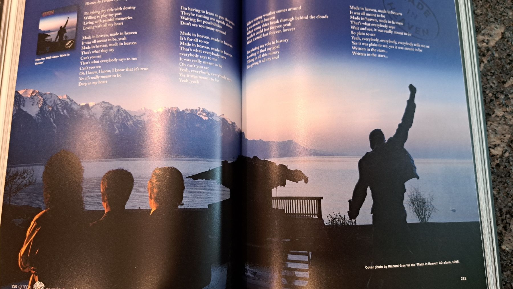 Libri: Queen: The Complete Illustrated Lyrics – Nuovo (secondo la descrizione) da Oberegg venduto da Stern80 3