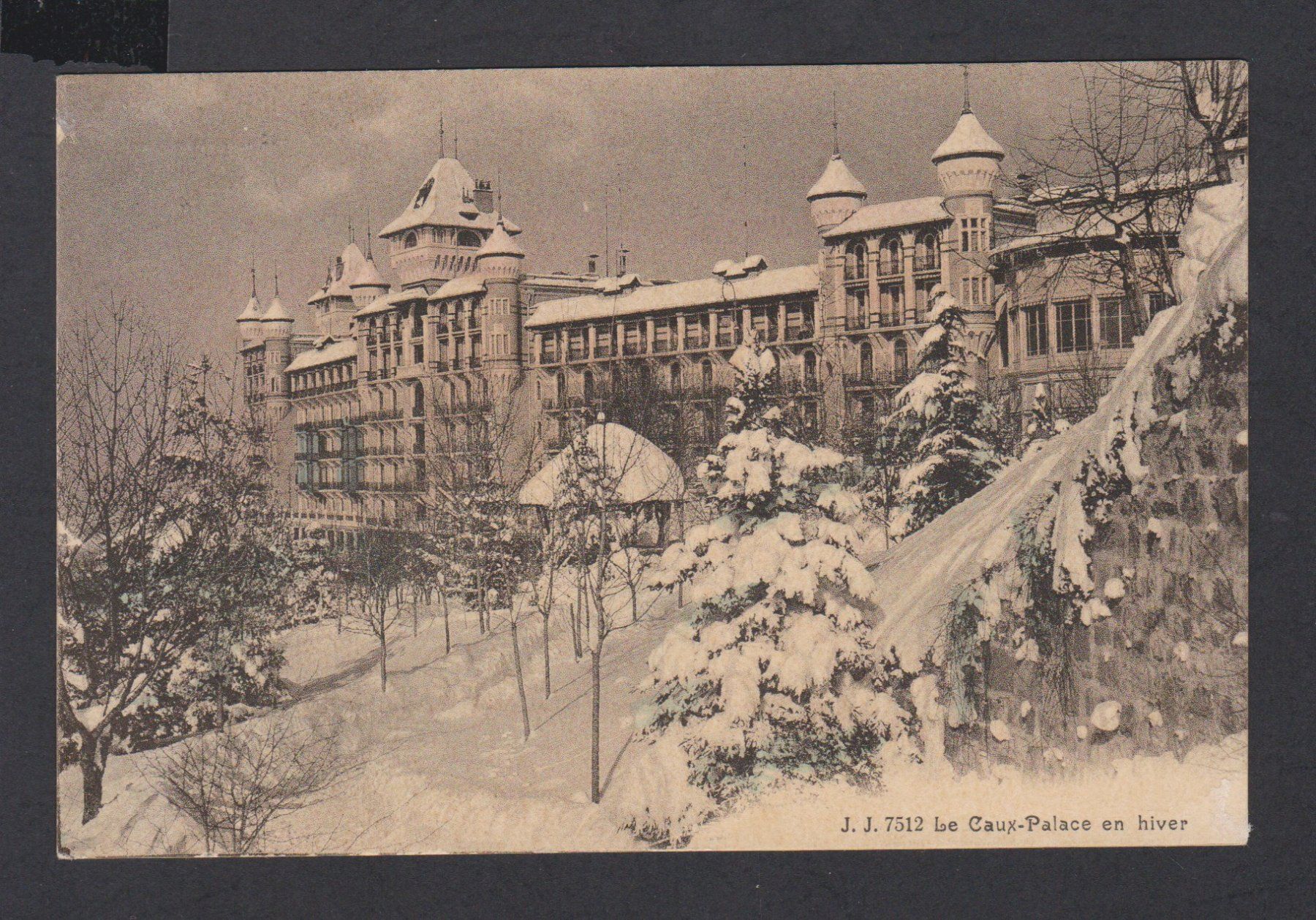 Cartoline postali: Caux  Le Caux-Palace im Winter   :   alte Ansichtskarte 1922 – Usato da Vitznau venduto da Ropaku