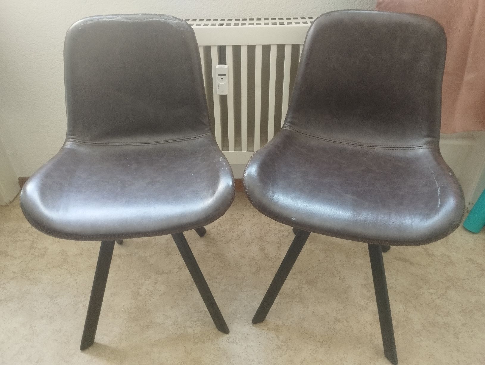 Stühle: bequeme Lederstühle  – Gebraucht aus Bern von BoogiewoogieX