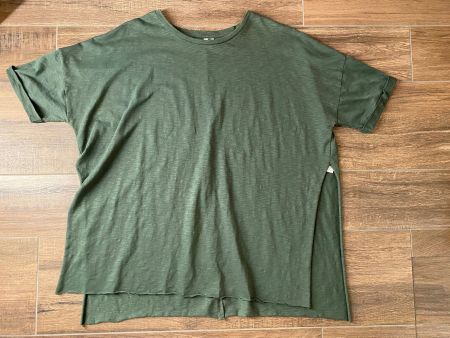 Asos T-Shirt mit Schlitz grün Gr. 50