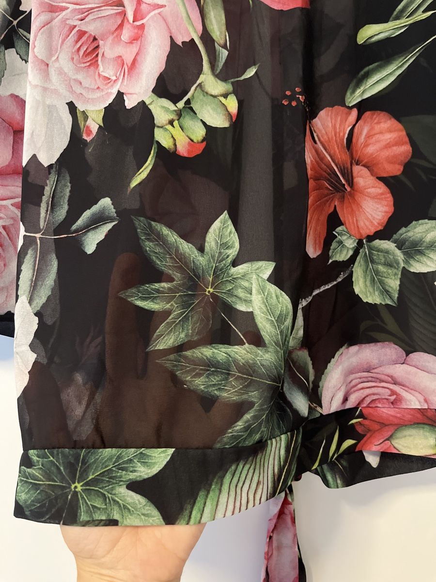 Camicette: Sommerliche Damen Bluse mit Blumenmuster, Grösse M – Usato da Emmenbrücke venduto da zak_5wtm 1