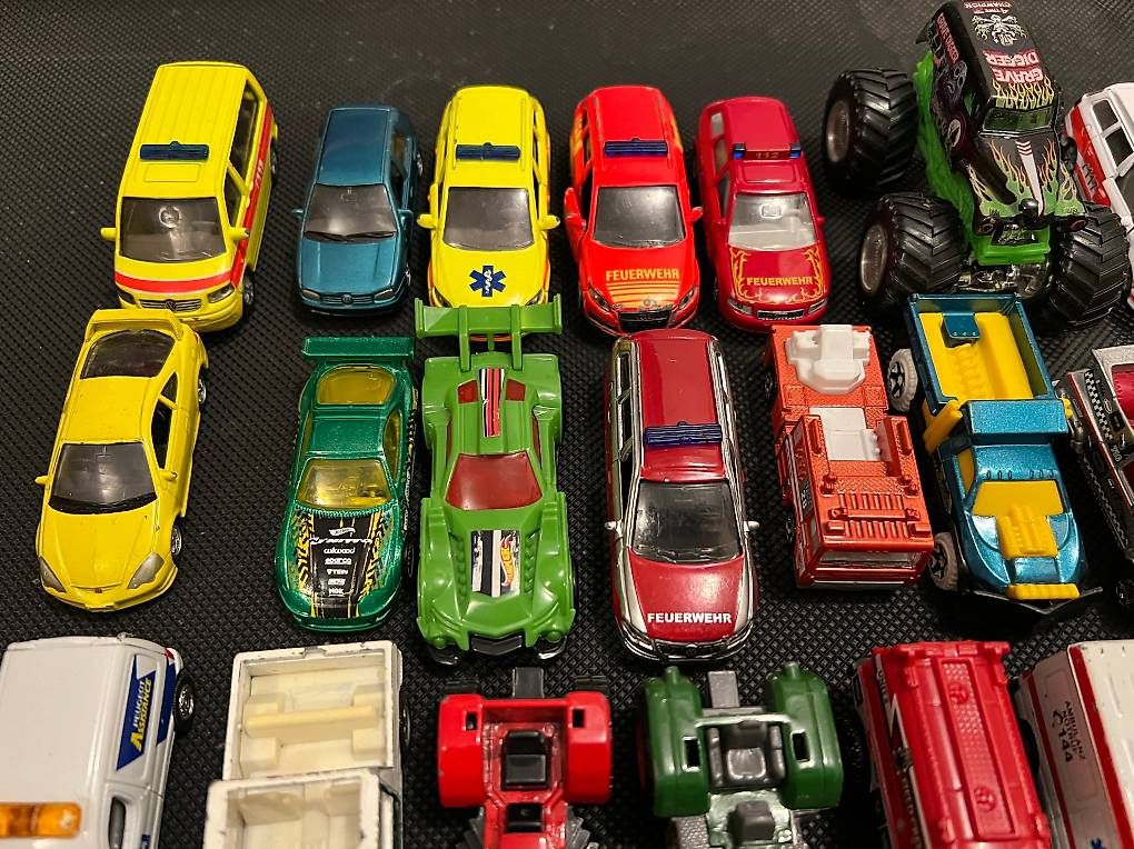 Giocattoli: 33 Matchbox Spielzeugautos – Usato da Hirschthal venduto da rooblue 4