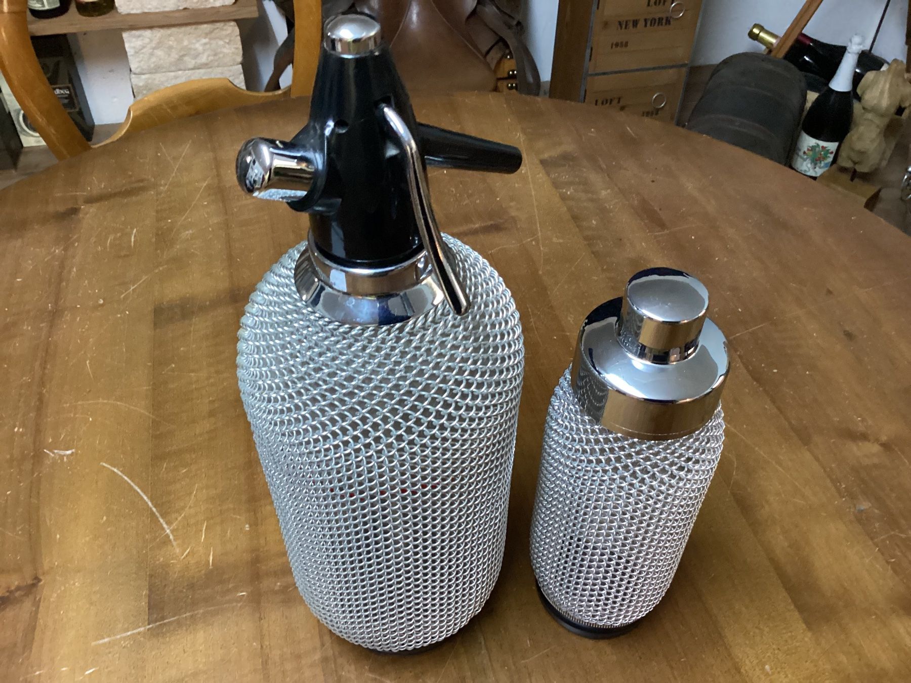 Bottiglie: Siphon Flasche und Shacker – Usato da Unterkulm venduto da Lunchen11