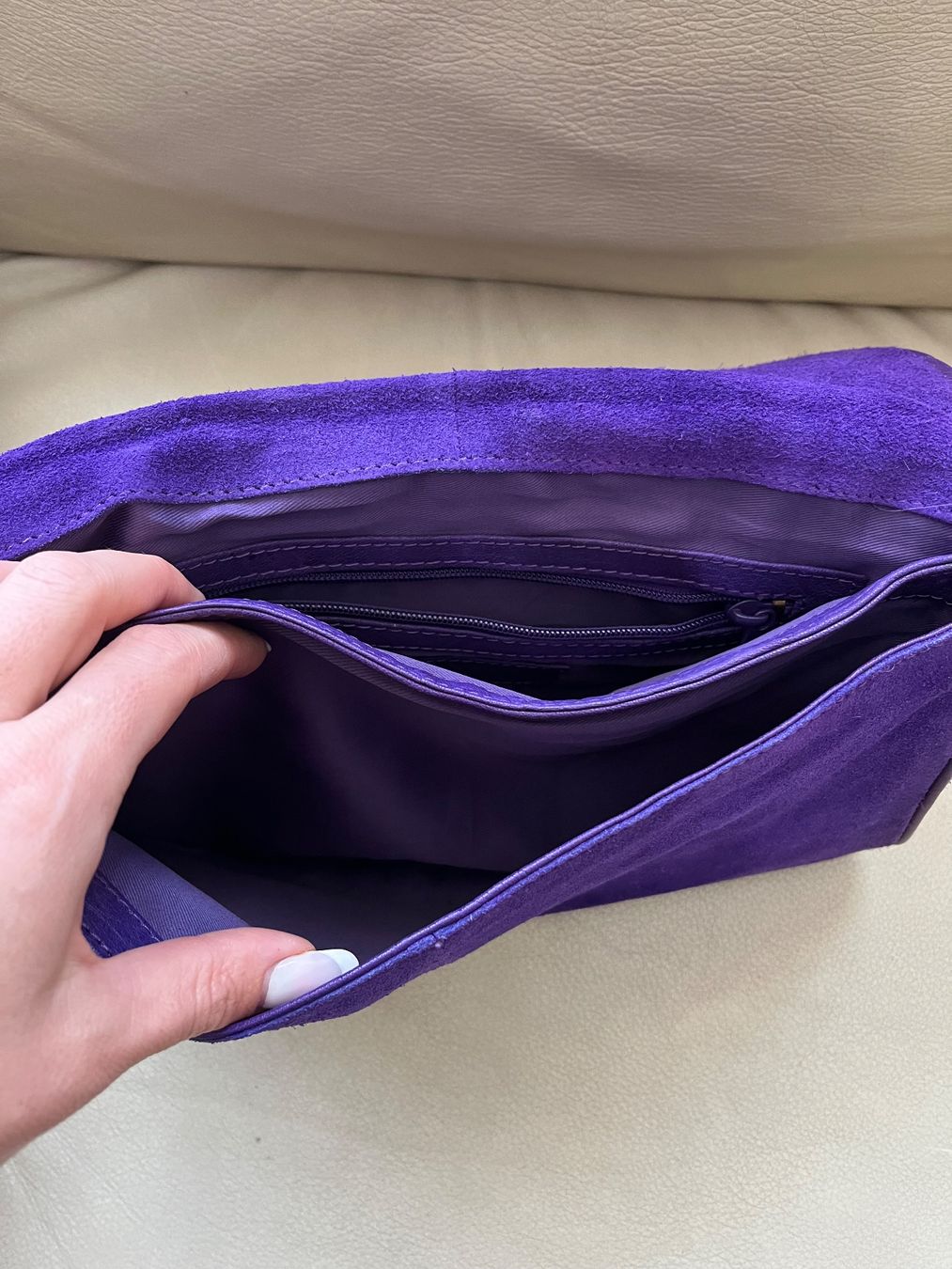 Topshop Borse: Top shop clutch in suede 💜 – Usato da Chêne-Bougeries venduto da Seetooyoo 4