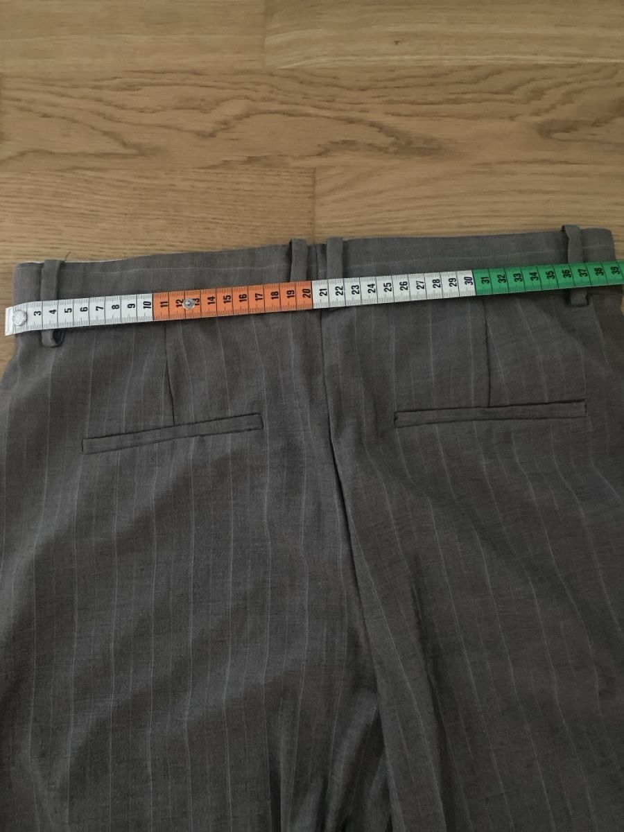 Mango Pantaloni: Pantalon de tailleur Mango 🤩 – Usato da Villeret venduto da Laloer22 2