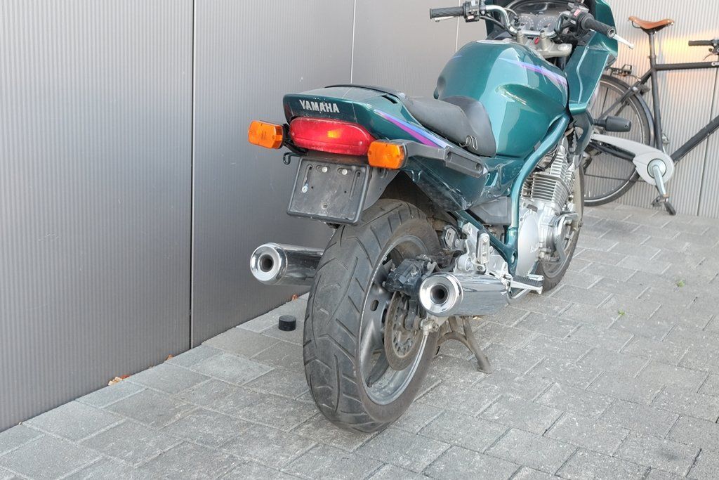 Yamaha Touring: Yamaha XJ900 – Usato da Sargans venduto da pirelli146 1