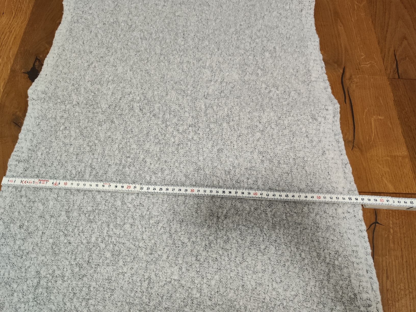 Foulard & Sciarpe: Flauschiger Schal – Usato da Kriens venduto da KleineD 1