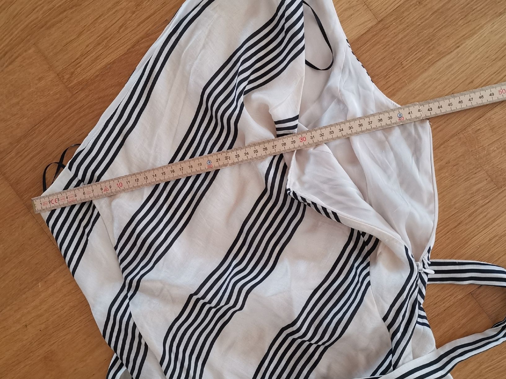 H&M Kleider: Asymmetrisches Midi Kleid, lyocell, H+M – Neu (gemäss Beschreibung) aus Uerikon von pink_flamingo 6