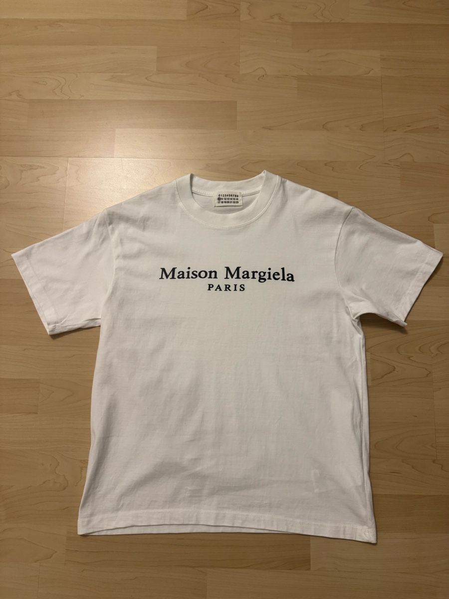 Maison Margiela T-shirt: Maison Margiela Tshirt – Nuovo (secondo la descrizione) da Gossau SG venduto da reshhh