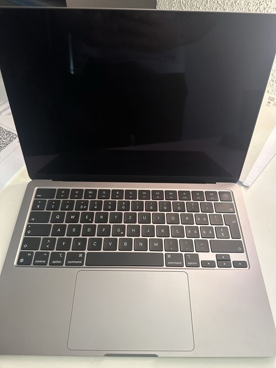 Apple Notebook: Apple MacBook Air 2024 M3 – Nuovo (secondo la descrizione) da Nottwil venduto da dominic.oberli 1