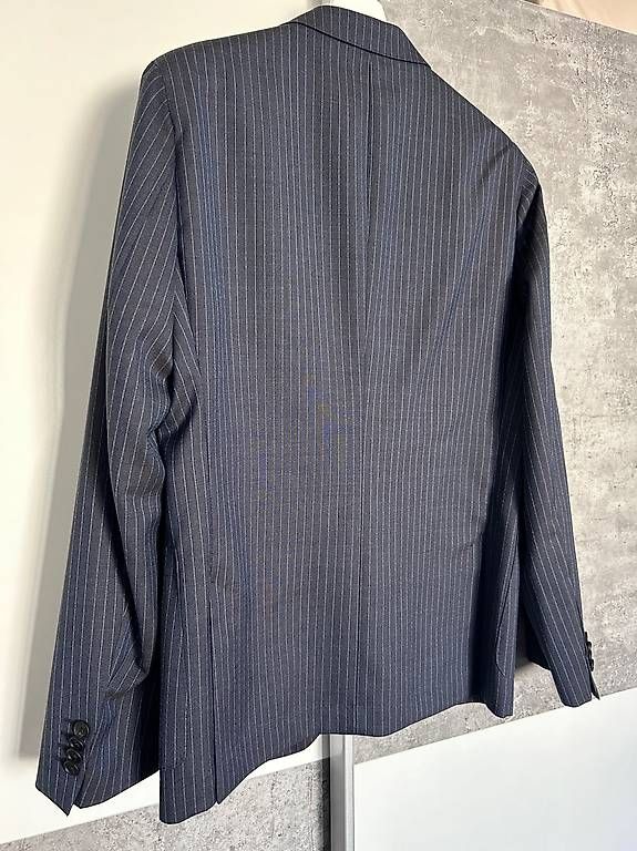 Hugo Boss Giacche: Blazer Boss, Grösse 50, neuwertig – Nuovo (secondo la descrizione) da Niederglatt ZH venduto da Julia_4 3