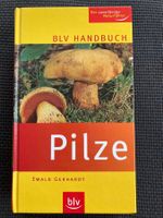 BLV Handbuch Pilze,  638 Seiten