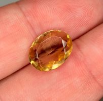 Ab 1 Fr. - 3.38 ct natürlicher Gold-Topas Edelstein