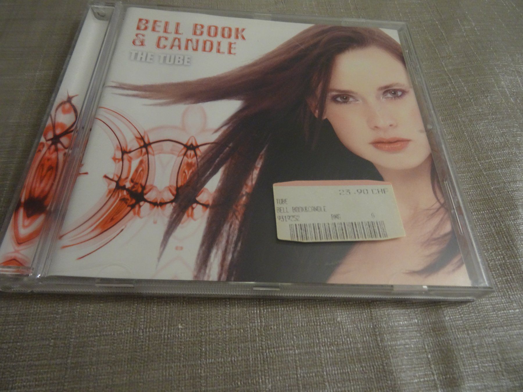 CD: Bell Book & Candle - The Tube CD – Usato da Olten venduto da Disc-Ausverkauf