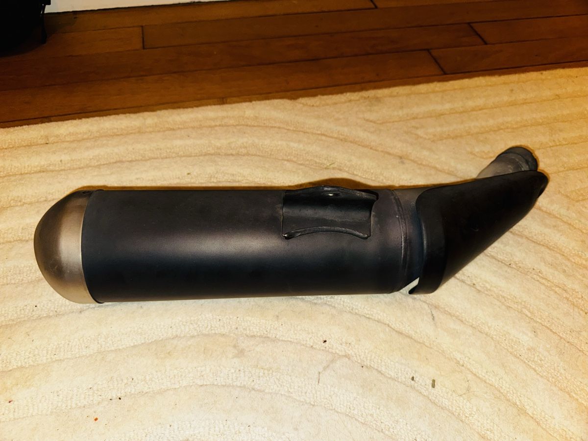 Honda Auspuffanlagen: Honda CMX Original Auspuff – Gebraucht aus Baden von Jm239