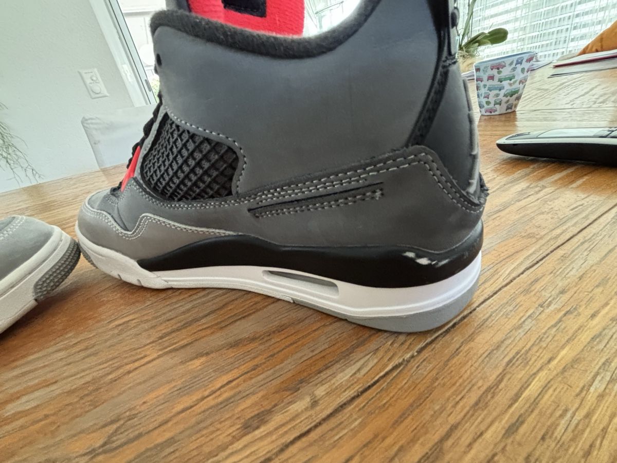 Jordan Scarpe da uomo: Sneaker Air Jordan 4er – Usato da Wangen an der Aare venduto da Paedu10 3