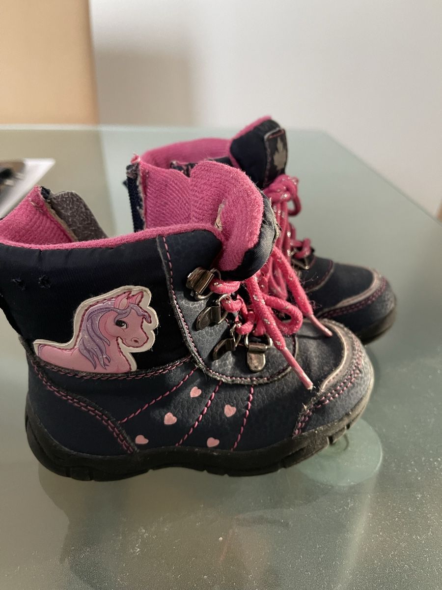 Scarpe per ragazze: Bottes de neige t23 – Usato da MARLY venduto da AISLEE 1