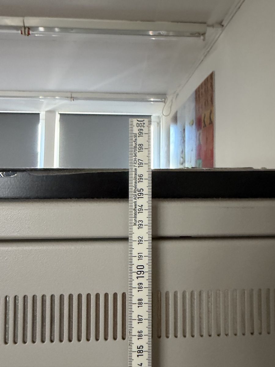Racks & Cavalletti: Alumatic AG Serverschrank 42HE mit Netzwerkhardware – Usato da Oberglatt ZH venduto da couvert24 5