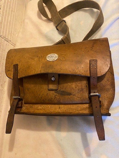 Schweizer Armee Taschen: TASCHE WAFFENMECHANIKER 1945  CH ARMEE – Gebraucht aus Chur von silbermon