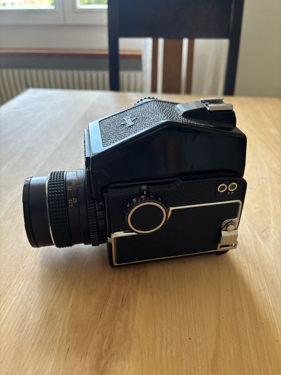 Mamiya Fotocamera: Mamiya 645, mit Prismensucher, Mittelformatkamera – Usato da Bern venduto da kja_w7dn 1