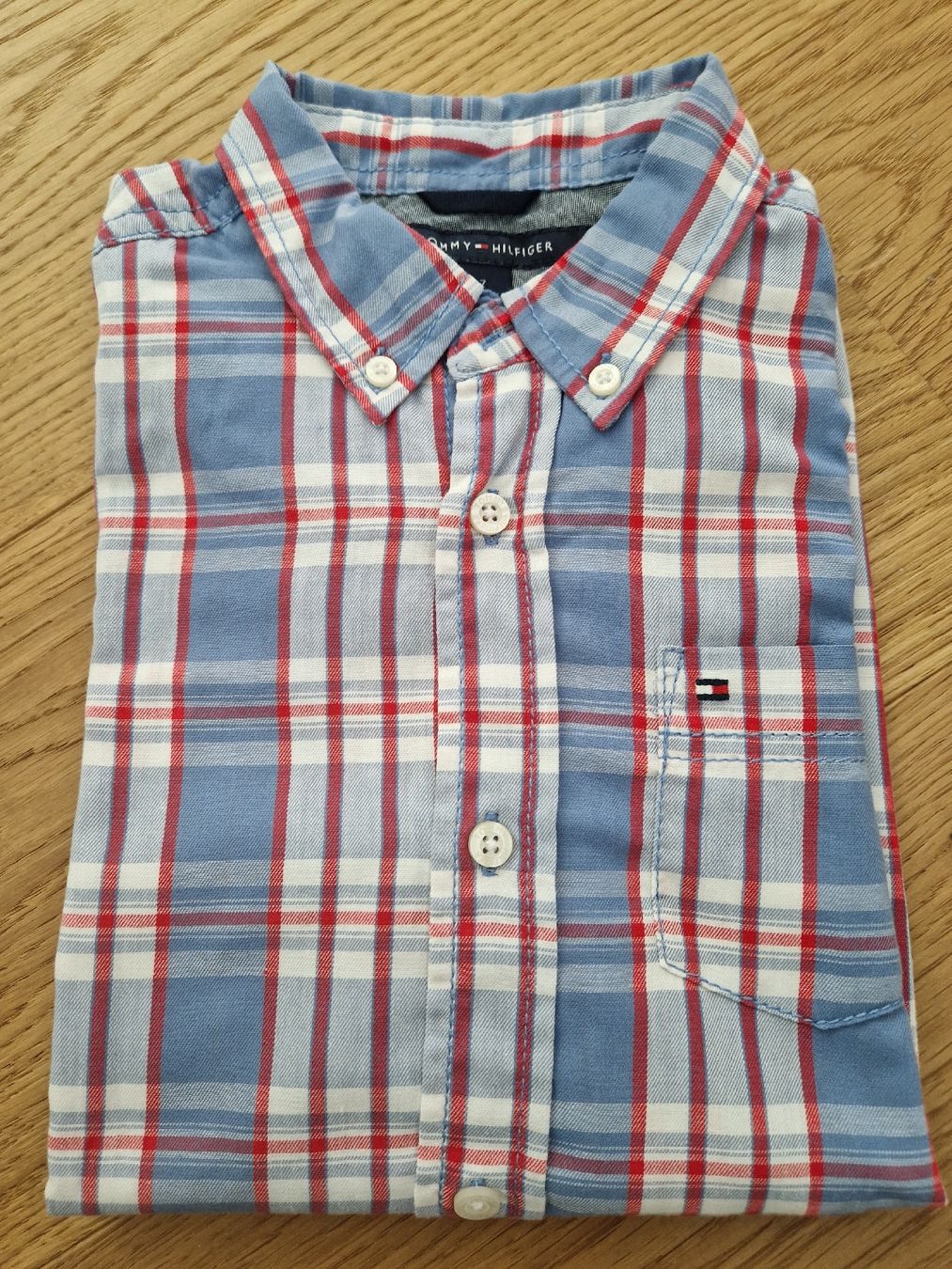 Tommy Hilfiger Camicie, T-shirt & Polo: Hemd Thommy Hilfiger Gr. 128 – Usato da Davos-Dorf venduto da Bpelikan 1