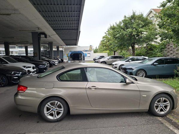 BMW Automobili: BMW 320i Coupe (E92) – Usato da Muttenz venduto da Rbrosi 2