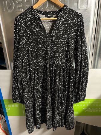 tolles Damenkleid langarm Gr. 42