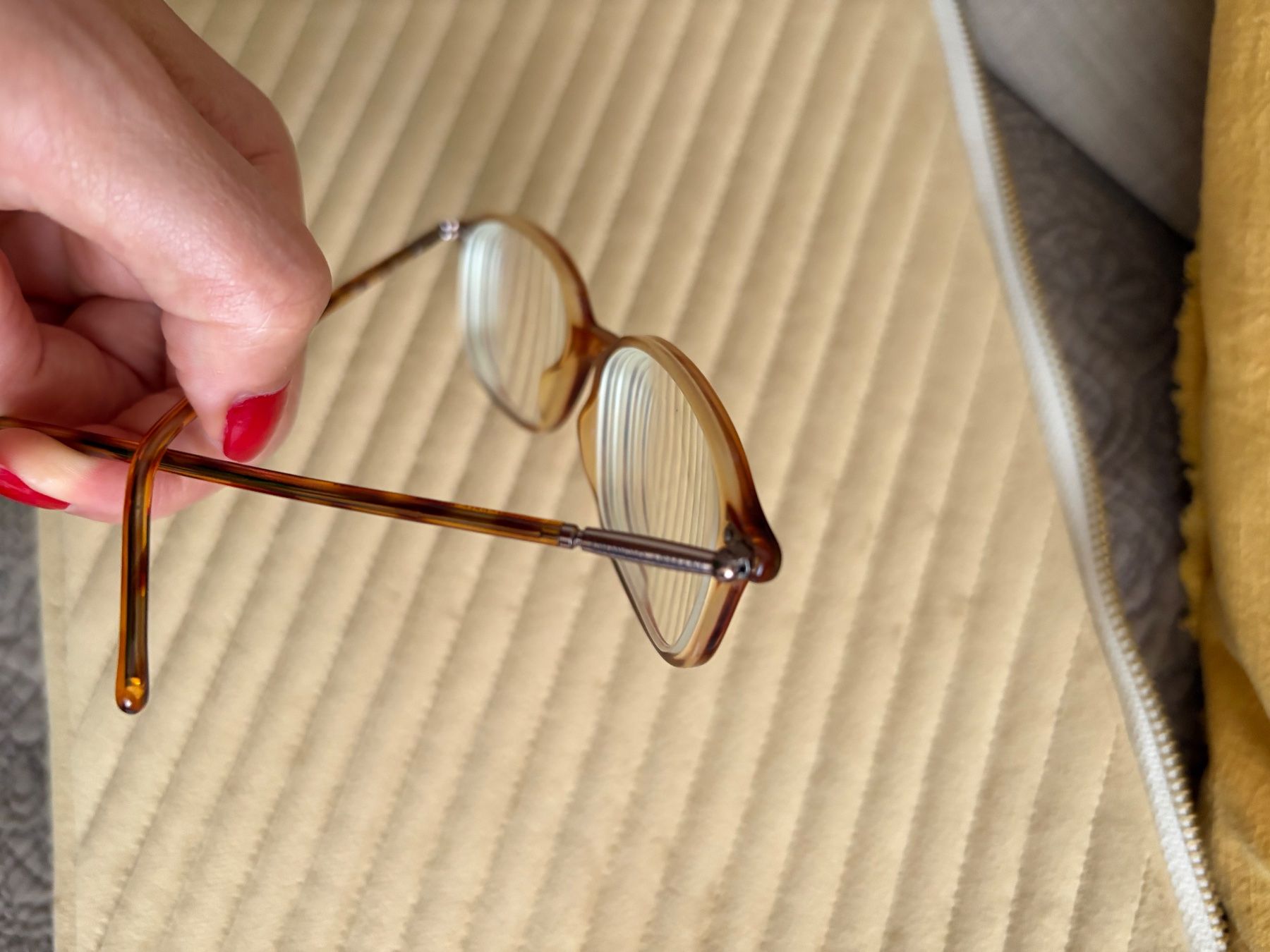 Armani Occhiali & Lenti: Giorgio Armani Frames / Monture / Brillen – Usato da Luzern venduto da AM2nd 2