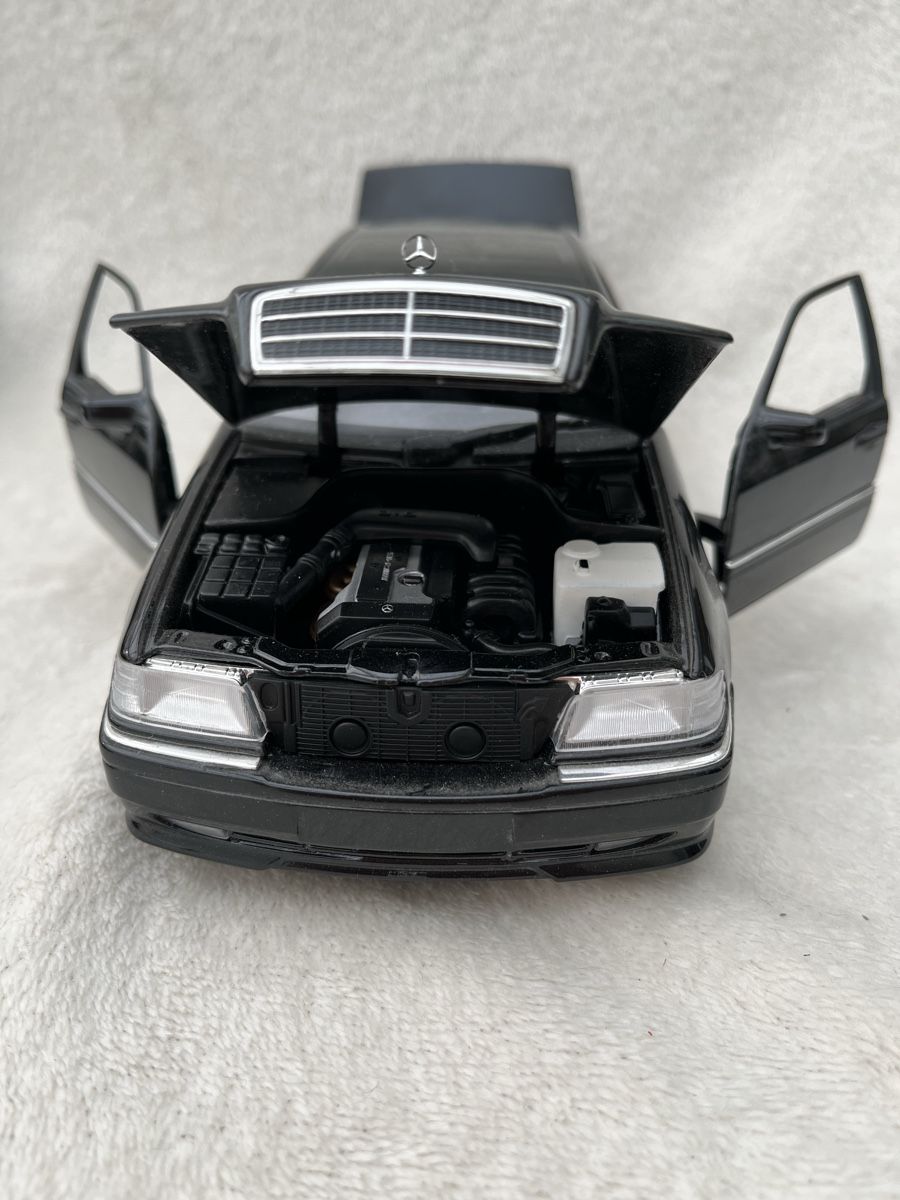 Mercedes-Benz Modellini d'auto: Mercedes C class AMG Modell – Nuovo (secondo la descrizione) da Oberweningen venduto da mer_2yn9 4
