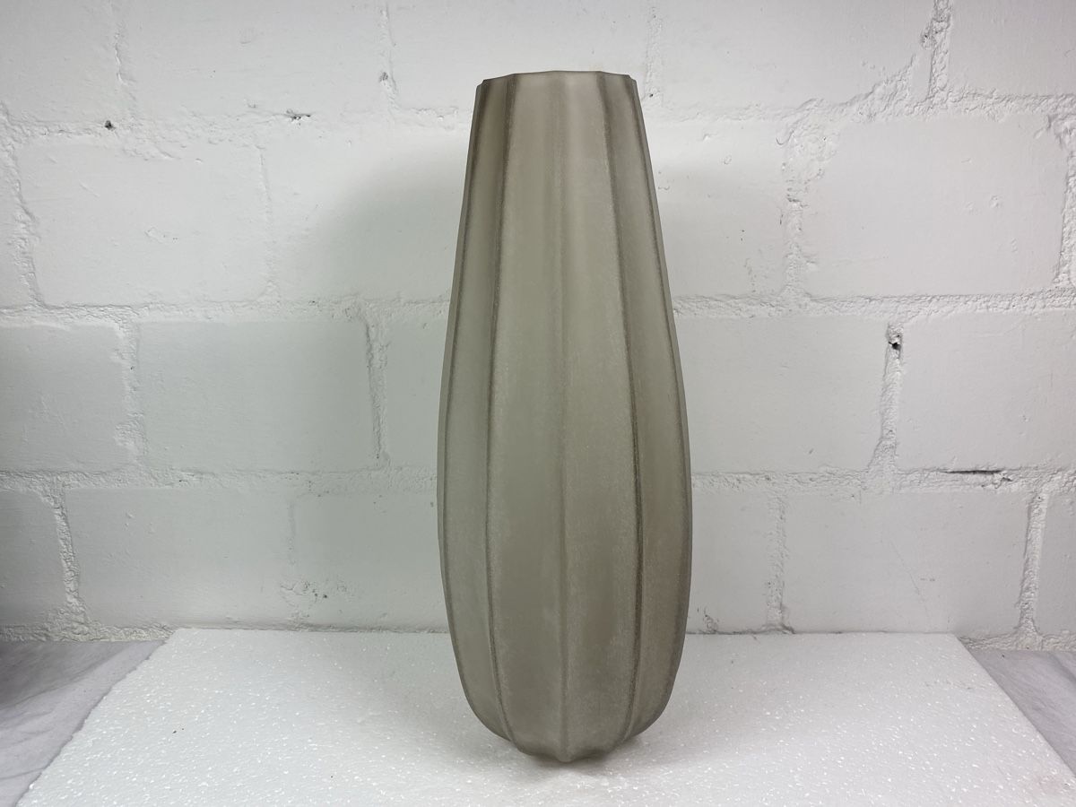 Vase & Récipients: Graue Vase mit Rillenstruktur neu 45 cm – D'occasion à sursee par trilli-tralli 7