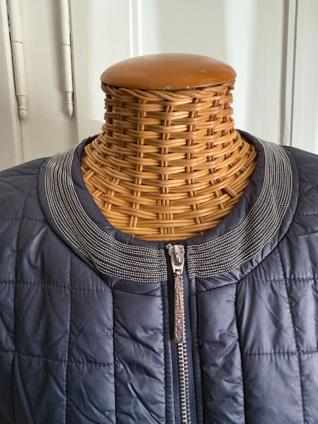 Liu Jo Giacche: LIU JO - Steppjacke dunkelblau S – Usato da Zürich venduto da Diazaio 2