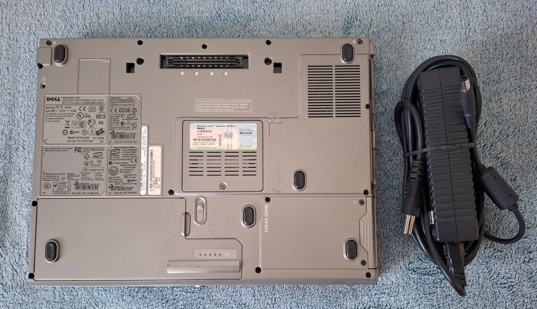 Dell Notebook: Dell Latitude D830 Windows XP & OFFICE 2007, Serial - RS-232 – Usato da Magden venduto da SelHas 3