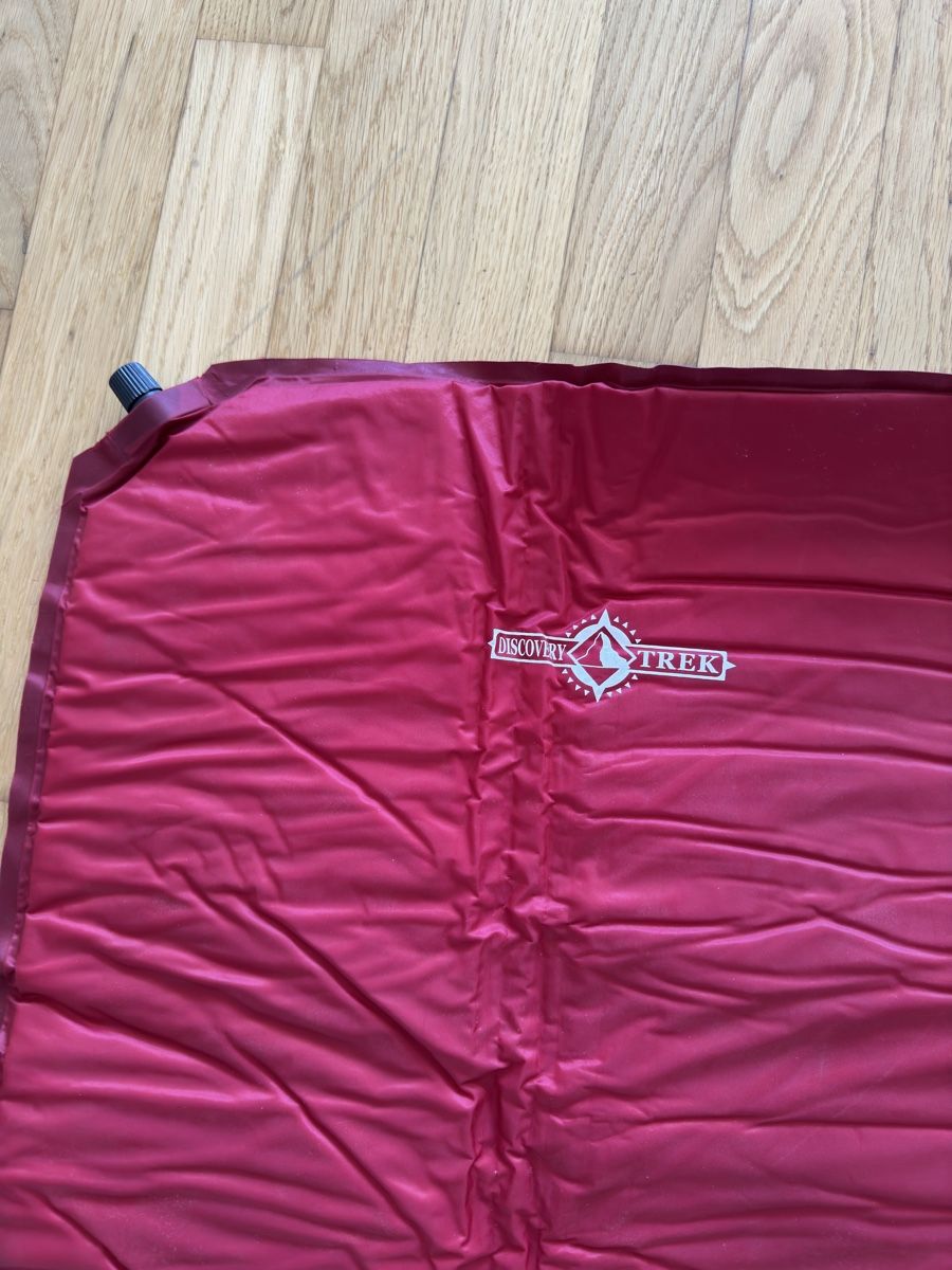 Matratzen: Discovery Trek Basic 250 Selbstaufblasende Isomatte – Neu (gemäss Beschreibung) aus Ittigen von and_7w85 2