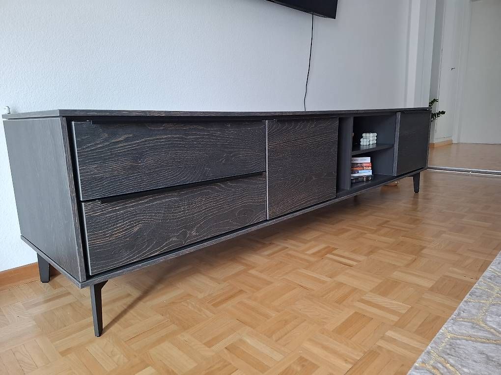 Mobili TV: Schönes Tv Element zu verkaufen – Usato da st.gallen venduto da hod_ttg8