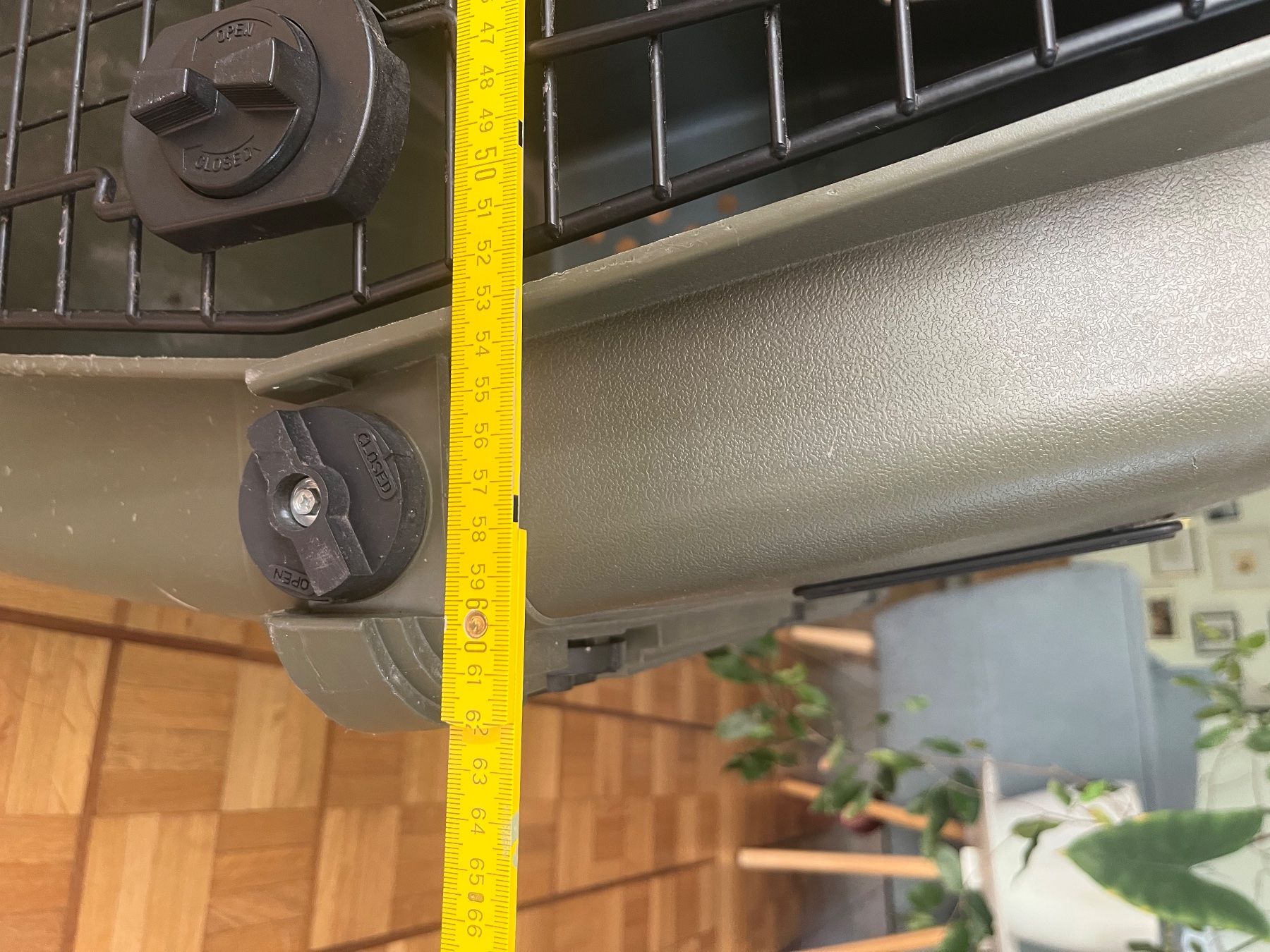 Liege- & Schlafplätze: Hundetransportbox Grösse L gebraucht – Gebraucht aus Luzern von Felderra 2