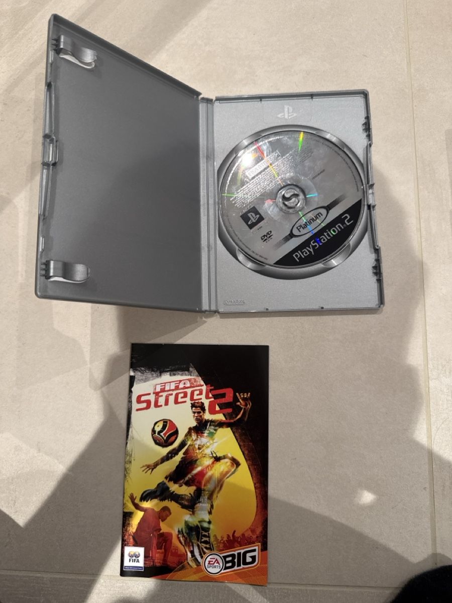 Spiele: FIFA Street 2 PS 2 – Gebraucht aus Däniken SO von pet_hv5v 1
