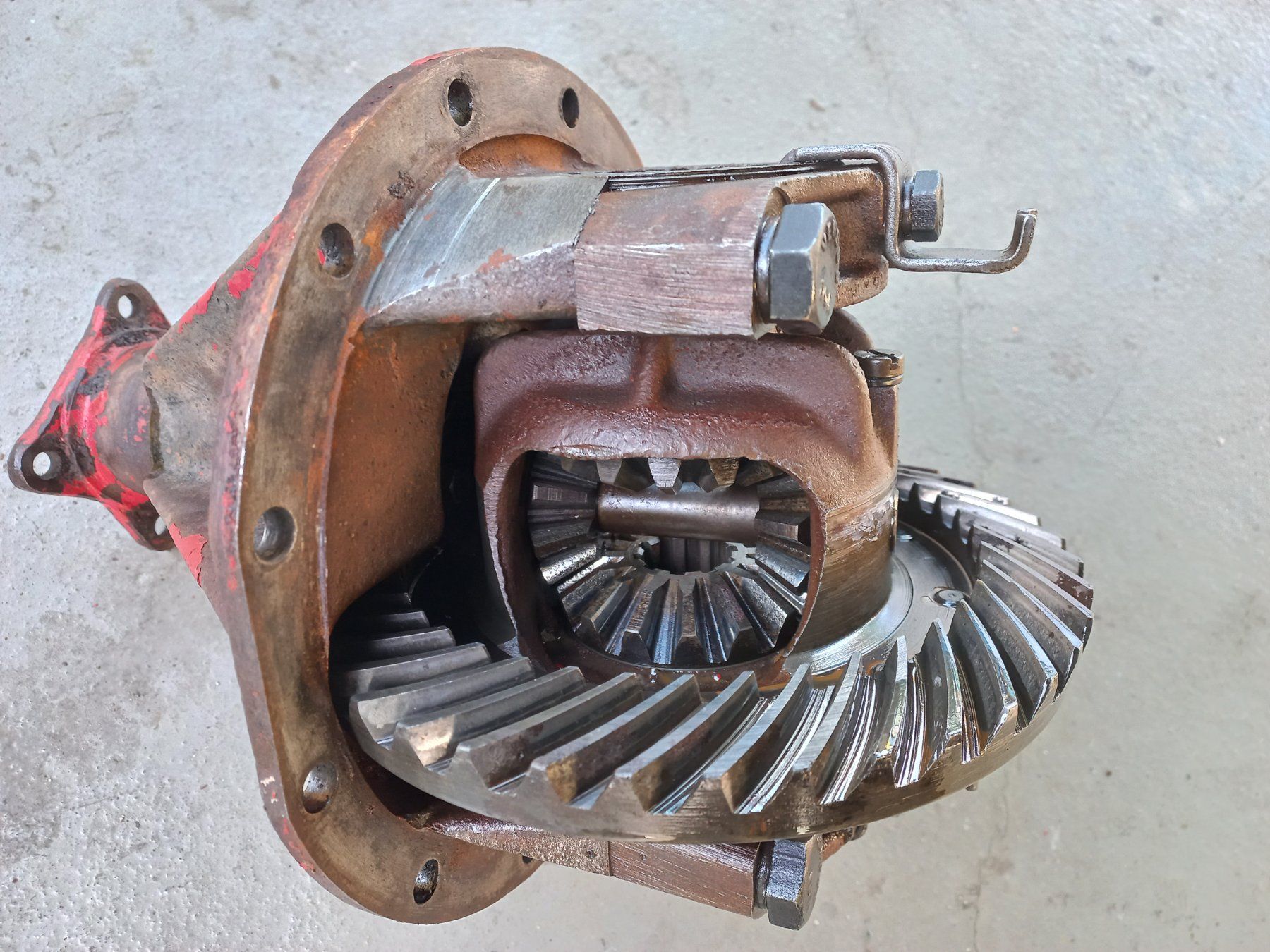 Tutti pezzi di ricambio auto: Oldtimer Opel Olympia Hinterachsdifferential Differential – Usato da Dulliken venduto da classiclerchdulliken 3