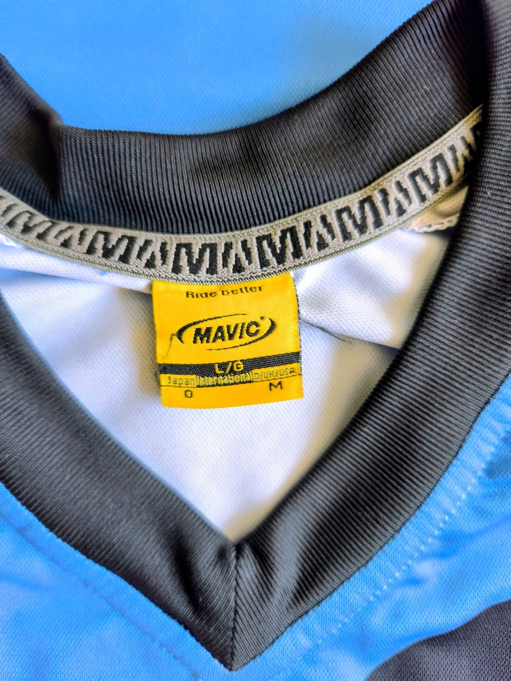 Lotti di vestiti: Mavic Bike Shirts in L – Usato da Unterägeri venduto da fisch67 1