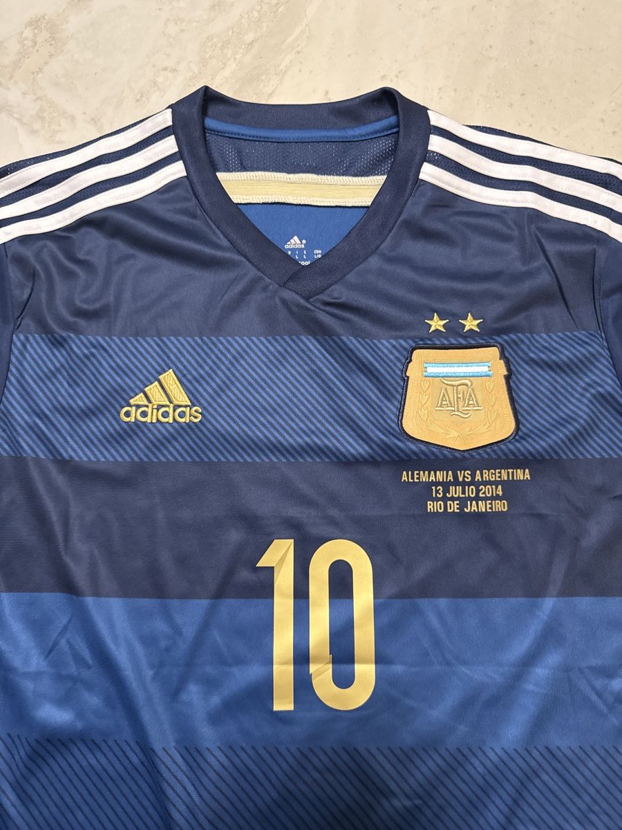 Adidas Canottiere & Pantaloni: Adidas Argentinien WM 2014 Messi – Nuovo (secondo la descrizione) da Bronschhofen venduto da leo_99hp 2