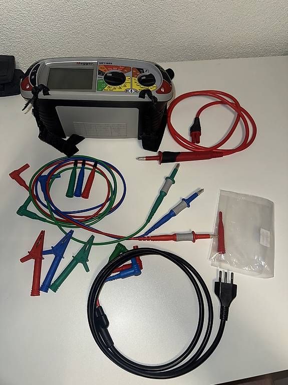 Misurare: Megger MFT 1825 Installationstester – Usato da Kloten venduto da fet_vl82