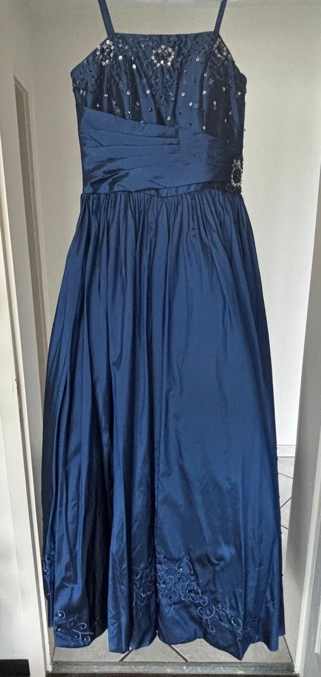 Vestiti: Wunderschönes, blaues Ballkleid ca Grösse 38 – Usato da Seon venduto da jul_dc2g 5