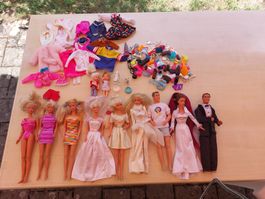 Barbiepuppen samt Zubehör