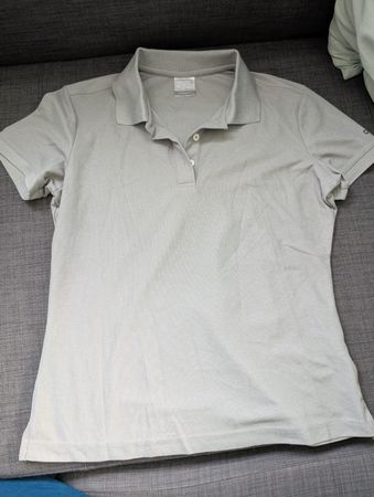 Ein Polo-Shirt von Craft, Gr. 40