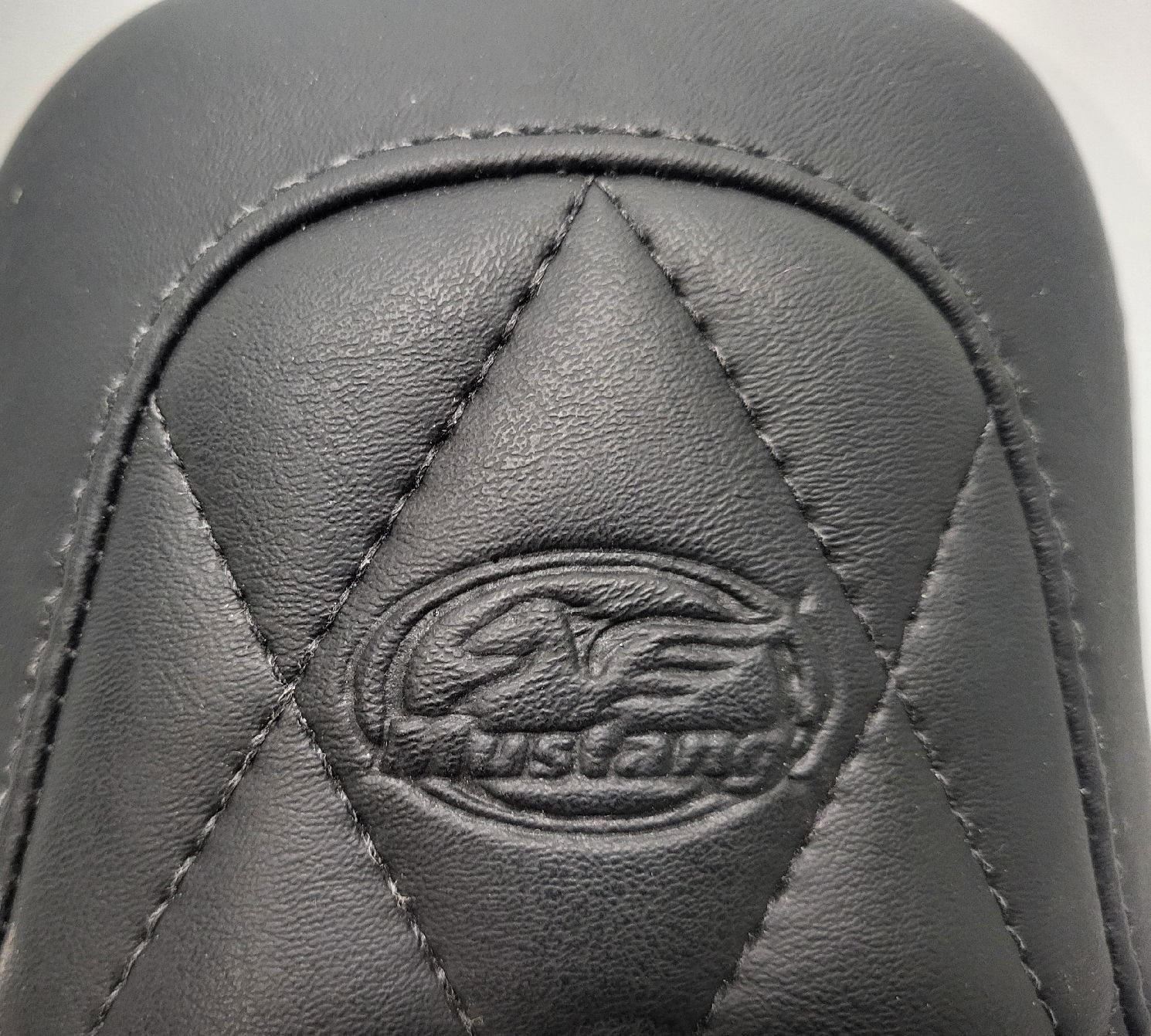 Harley-Davidson Alle Motorradersatzteile: Mustang Sattel 83025, Harley – Neu (gemäss Beschreibung) aus Schönenbuch von Sstark 6