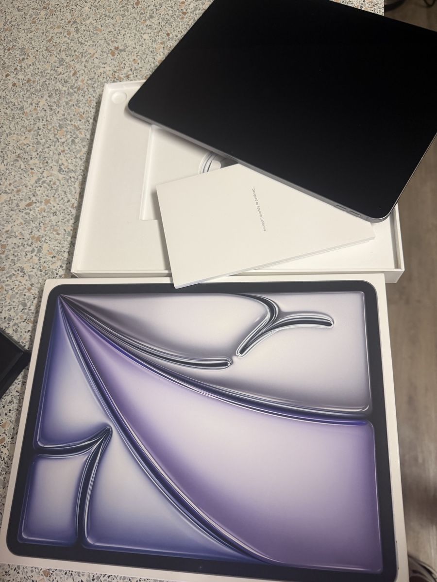 Apple Tablettes PC: IPad Air 13-inch M4 Cellular – Neuf (Voir description) à Derendingen par dab_KoB 2